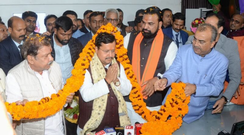 राष्ट्रीय कार्यकारी अध्यक्ष बनने के बाद नितिन नबीन का बड़ा बयान, बिहार के नेताओं से की मुलाकात 1 FB IMG 1765726300245