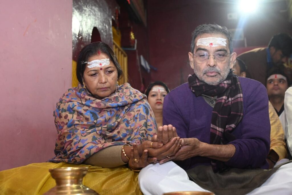 RLM में खटपट के सवाल से पत्रकारों पर भड़के उपेंद्र कुशवाहा, बोले- सुत उठ के चले आए हैं 1 FB IMG 1766742899676
