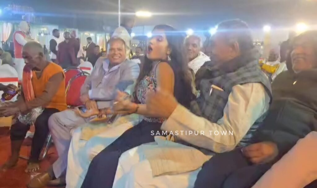 "कमरिया गोले-गोले-गोले-डोले राजा जी", समस्तीपुर के डिप्टी मेयर का शबाब और शराब के साथ वीडियो वायरल, PK की पार्टी जनसुराज के भी थे उम्मीदवार 1 IMG 20251204 WA0083