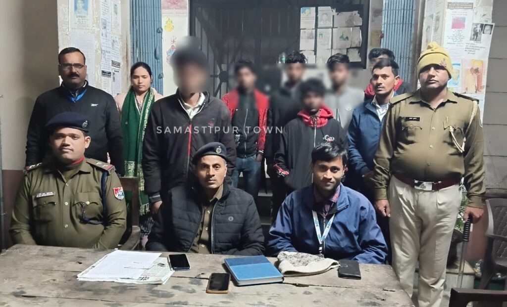 समस्तीपुर जंक्शन पर बाल तस्करी का भंडाफोड़, पांच बच्चे रेस्क्यू, एक तस्कर भी गिरफ्तार 1 Picsart 25 12 18 20 59 51 947