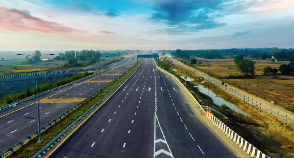 समस्तीपुर जिले से गुजरेंगे दो मेगा एक्सप्रेस-वे, 117 गांवों की बदलेगी तस्वीर और तकदीर 1 akhilesh yadav slams bjp for trying to take credit for purvanchal expressway 1