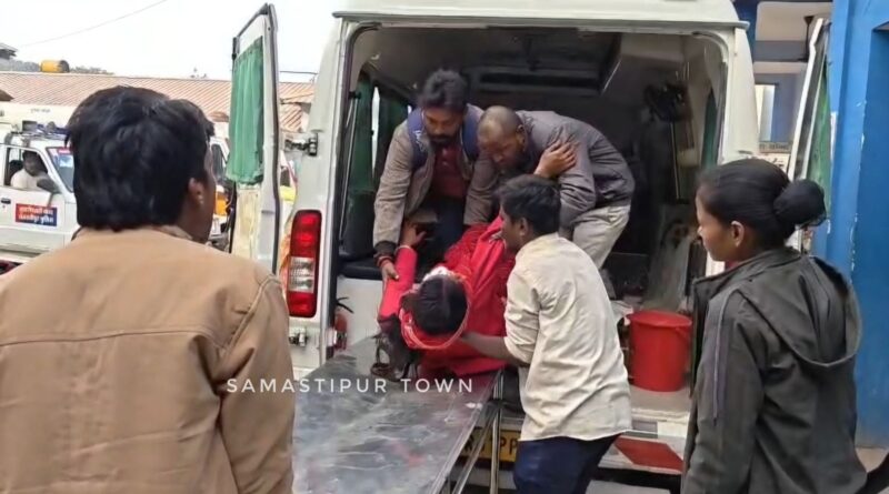 समस्तीपुर-रोसड़ा पथ पर दो दिन पहले ई-रिक्शा व स्कार्पियो की टक्कर में घायल वृद्ध महिला की इलाज के दौरान हुई मौ'त 1 VID 20260119 WA01031