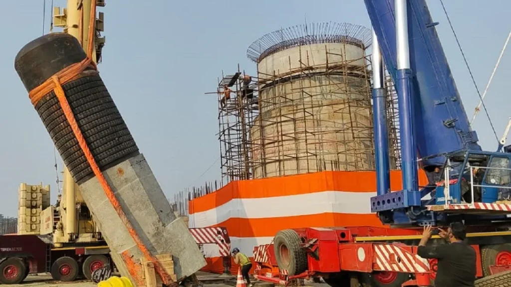 आज दुनिया के सबसे ऊंचे शिवलिंग की विराट रामायण मंदिर में स्थापना, CM नीतीश करेंगे शिरकत 1 Virat Ramayan Temple motihari 1768595845478