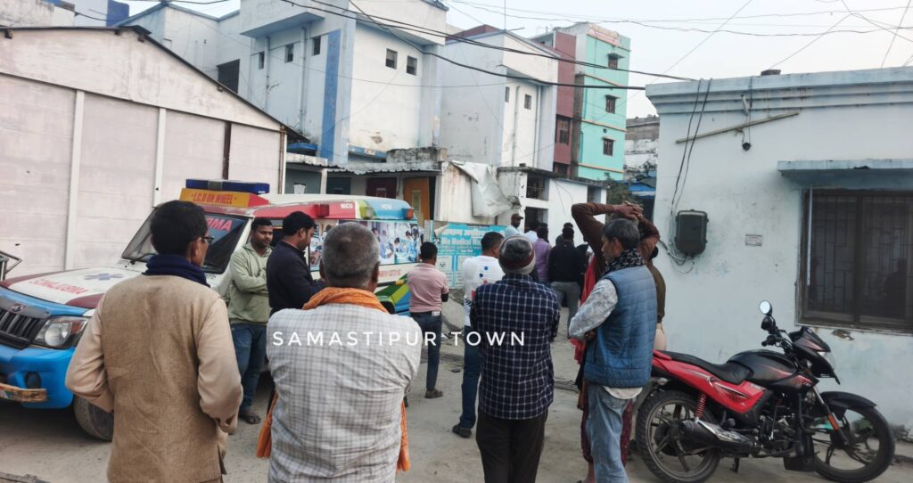 समस्तीपुर में दरभंगा के सहायक काराधीक्षक की पत्नी का फंदे से लटका शव घर से बरामद, मृतका के भाई ने दहेज के लिए ह'त्या का लगाया आरोप 1 IMG 20260211 WA0162 1