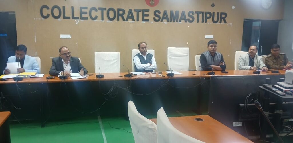 बिहार बोर्ड मैट्रिक परीक्षा को लेकर जिला प्रशासन अलर्ट, DM ने दिए सख्त निर्देश, परीक्षा केंद्र के आसपास धारा-144 रहेगी लागू 1 IMG 20260214 WA0147