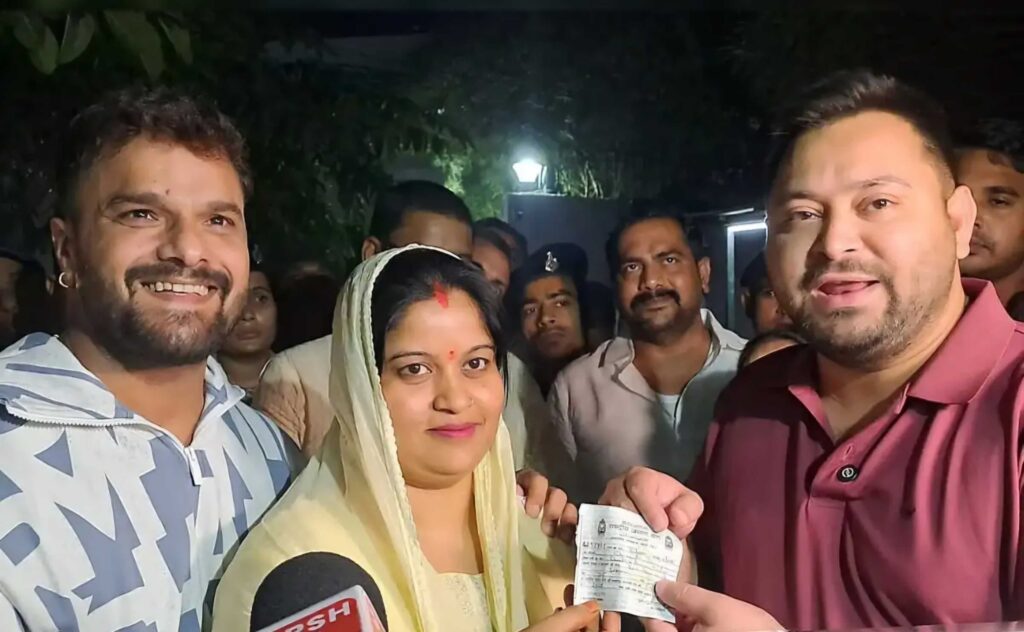 चुनावी हार से पस्त खेसारी लाल का सियासत से संन्यास? कहा- सच बोलकर राजनीति नहीं कर सकते 1 rjds chapra nominee bhojpuri superstar khesari lal yadav owns assets worth over rs 24 cr 1