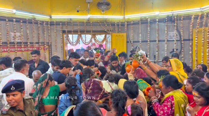 जलाभिषेक के दौरान थानेश्वर स्थान मंदिर में स्नैचरों ने कई महिलाओं के गले से उड़ायी सोने की चेन; एक संदिग्ध को पुलिस ने मंदिर परिसर से उठाया लेकिन उसका साथी हुआ फरार 1 threadster nwyuopxx8