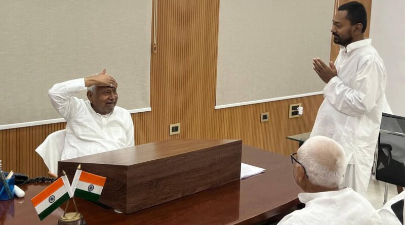 नीतीश-निशांत की बंद कमरे में मुलाकात: बढ़ी सियासी हलचल, क्या JDU में बदलाव की तैयारी? 1 20260327 124114