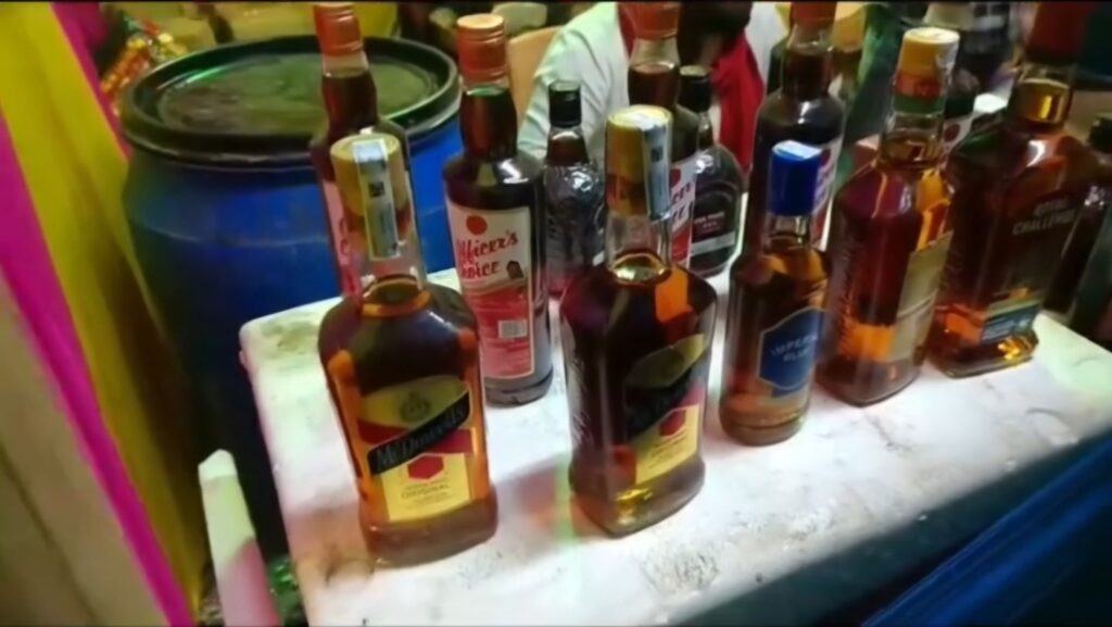 राजकीय मेले में खुलेआम काउंटर पर रखकर शराब की बिक्री मामले में समस्तीपुर SP ने दिये जांच के आदेश 1 AQOC9lHHARUncGp7TYr9E5bBeUamd1bjioAeGg4ZmWHPK9DOJ56w0DaVqXWw LLbEKJuiQAMwwvJ nxjYQjIcPcbYUXrExgUKO8Kd7c