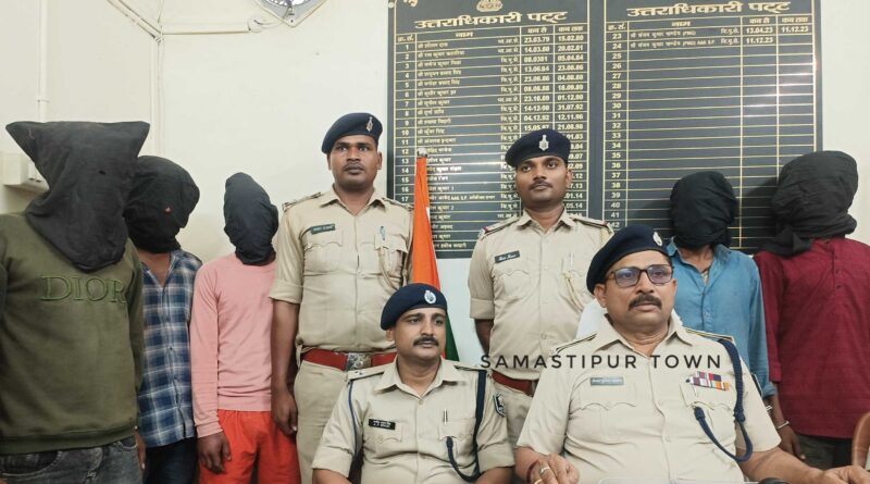 'वो मुझे मार देता, इसलिए मैंने मार डाला', शराब डिलीवरी के दौरान बीच सड़क पर मलिंगा ने काटा शर्मा का सिर, फिर तलवार की नोंक पर रख गांव में घुमाया, समस्तीपुर पुलिस का उद्भेदन 1 IMG 20260315 WA0024