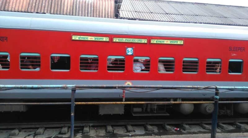 चलती ट्रेन में यात्री से लूटपाट, पीड़ित ने समस्तीपुर रेल थाने में करायी प्राथमिकी दर्ज 1 dsc07872405035