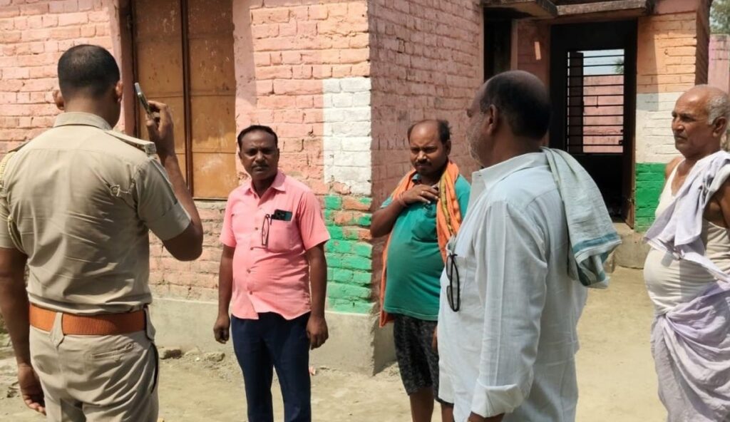 समस्तीपुर के इस स्कूल में बच्चों के निवाले डकार गए चोर, बिना भोजन घर लौटे छात्र 1 e0206337 c5d6 4e69 b24b e29ea5da40b9 1777017178225