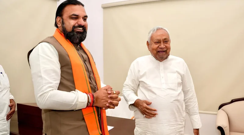 दिल्ली से लौटते ही नीतीश कुमार से मिले सम्राट चौधरी, कल डिप्टी CM विजय चौधरी से मांगी थी कामकाज की रिपोर्ट 1 20260529 182615