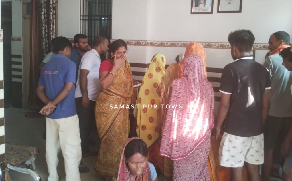 ताजपुर गांधी चौक पर दिनदहाड़े गैरेज संचालक की गोली मारकर ह'त्या, इलाके में सनसनी 1 IMG 20260515 WA0026
