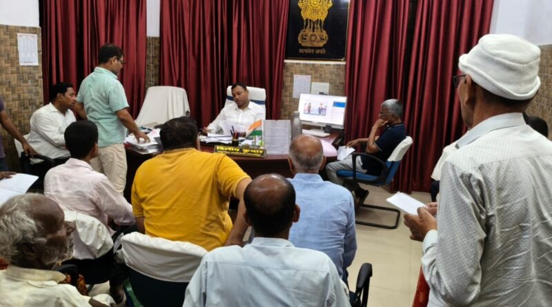 भरण-पोषण मामलों की समीक्षा बैठक में बोले एसडीओ- "माता व पिता की सेवा हर संतान का कर्तव्य" 1 IMG 20260516 WA0119