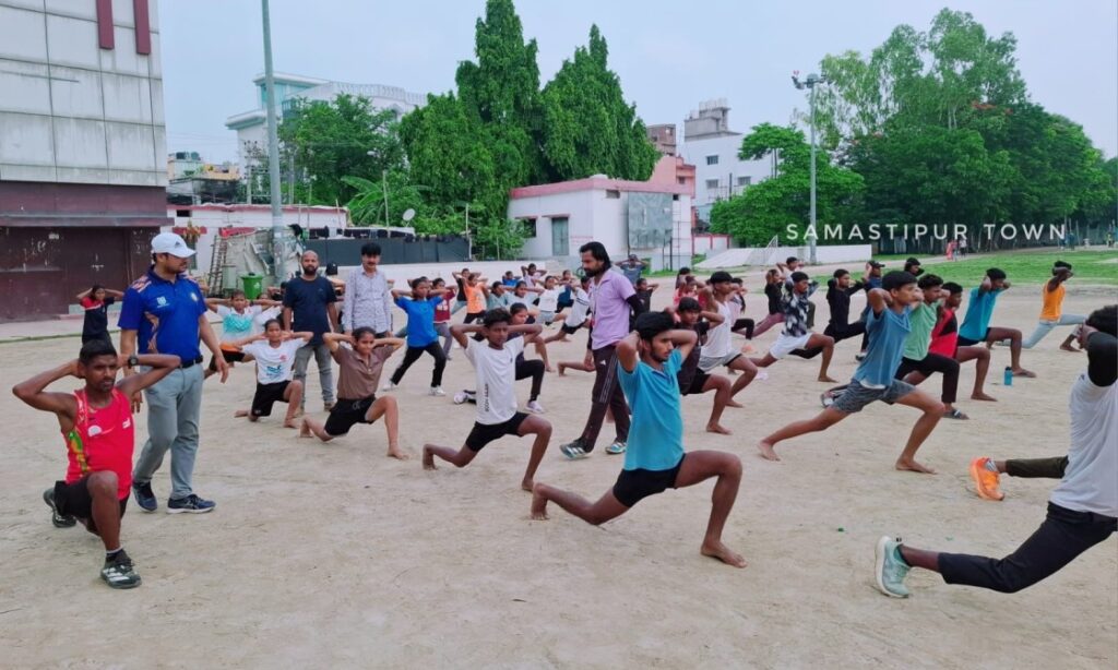 राज्य एथलेटिक्स चैंपियनशिप की तैयारी को लेकर समस्तीपुर में 10 दिवसीय समर कैंप शुरू 1 IMG 20260531 WA0054