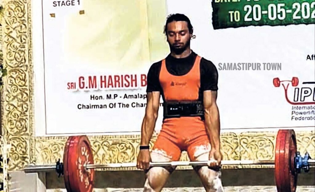 सब जूनियर पावर लिफ्टिंग नेशनल चैंपियनशिप में समस्तीपुर के दिव्य ने जीता अवार्ड 1 app 17791125096a0b1a3dab04f 1000167047 1