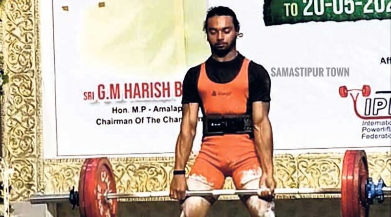 सब जूनियर पावर लिफ्टिंग नेशनल चैंपियनशिप में समस्तीपुर के दिव्य ने जीता अवार्ड 1 app 17791125096a0b1a3dab04f 1000167047 1