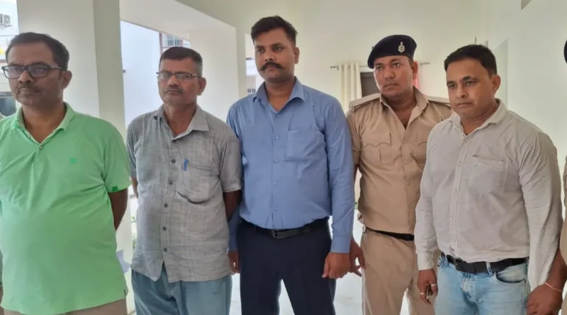 बिहार में भ्रष्टाचार पर एक्शन, बेगूसराय मापतौल कार्यालय का लिपिक रिश्वत लेते गिरफ्तार 1 begusaray 1779709074541