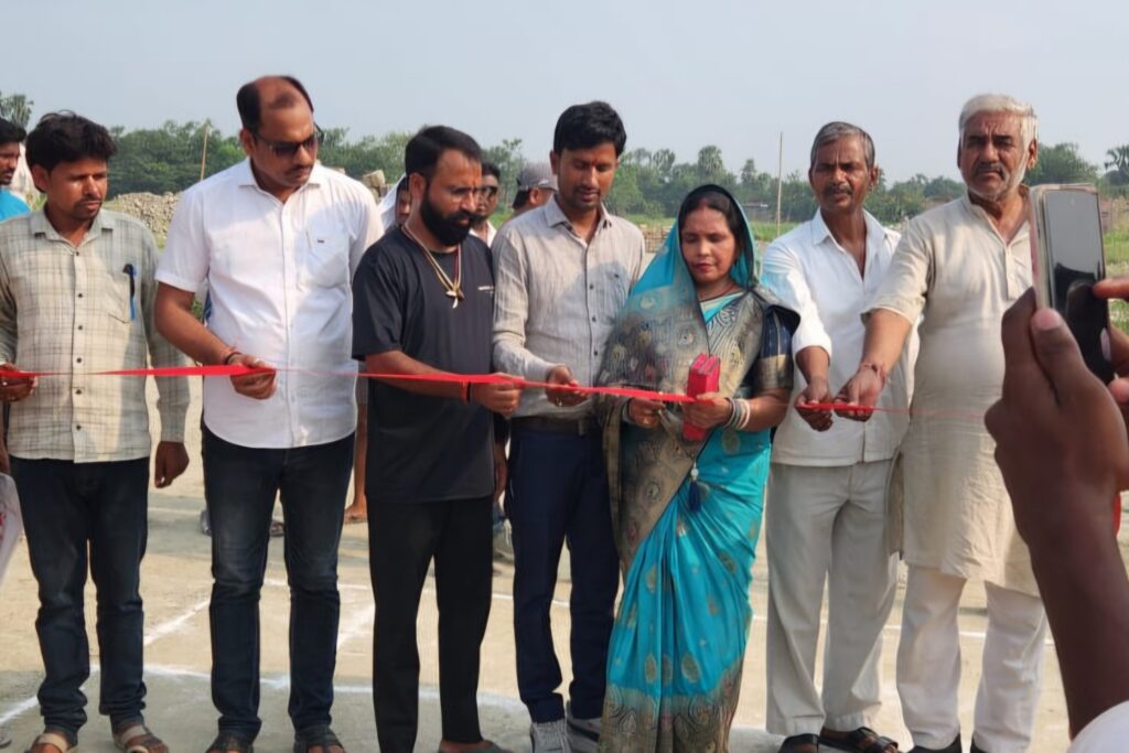 सरौली क्रिकेट क्लब बना चैंपियन, फाइनल में वाईके क्लब को 50 रन से हराया; मुख्य अतिथि भूगल यादव ने विजेता टीम को 15,001 रुपये नगद पुरस्कार राशि प्रदान किया 1 IMG 20260610 WA0129