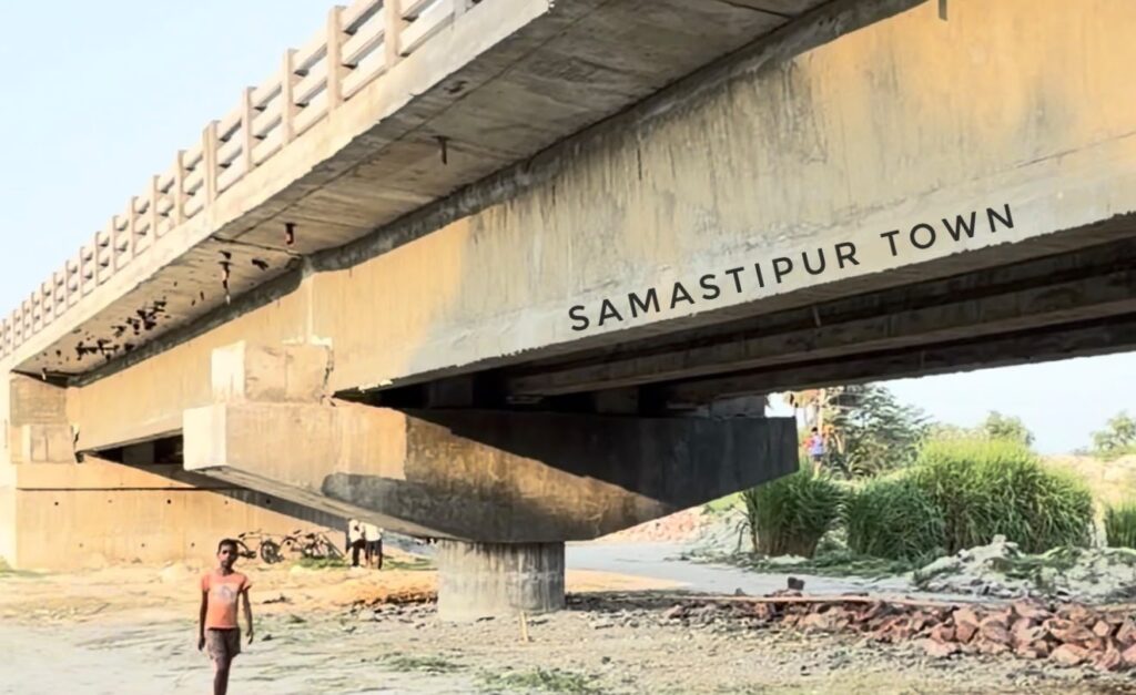 सरायरंजन में 6 महीने से बेकार पड़ा करोड़ों रुपये की लागत से बना पुल, संपर्क पथ नहीं बनने से नहीं मिला लाभ 1 IMG 20260615 WA0132