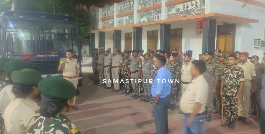 बंधक बने लड़के-लड़कियों के रेस्क्यू के दौरान पुलिस टीम पर हमला, महिला जवान जख्मी; सर्किट हाउस से रात 11 बजे रवाना हुई 150 पुलिस जवानों की टीम 1 IMG 20260618 WA0097
