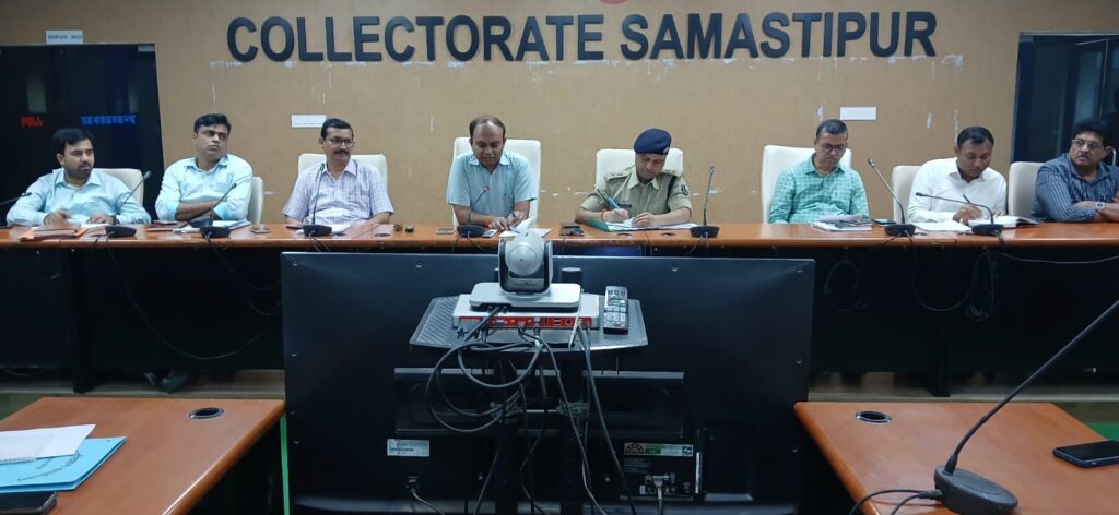 नीट (यूजी) परीक्षा 2026 को लेकर प्रशासन अलर्ट, केंद्रों पर होगी बायोमेट्रिक जांच व कड़ी निगरानी, कल तक CCTV और जैमर लगाने का कार्य पूरा करने का निर्देश 1 IMG 20260619 WA0538