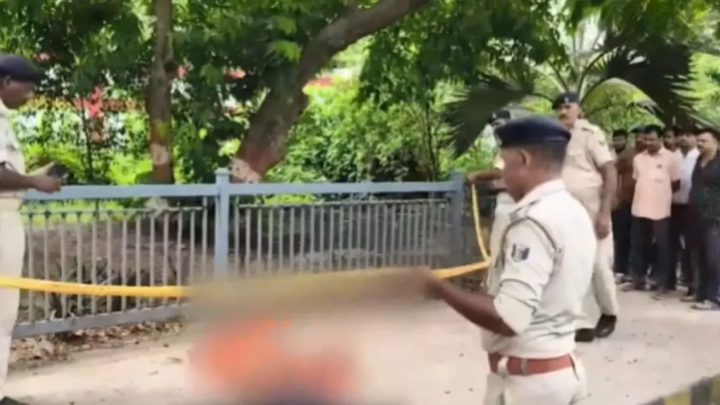पटना में विधायक अनंत सिंह के सरकारी आवास के पास मिला शव, सुरक्षा-व्यवस्था पर उठे सवाल 1 Anant Singh residence