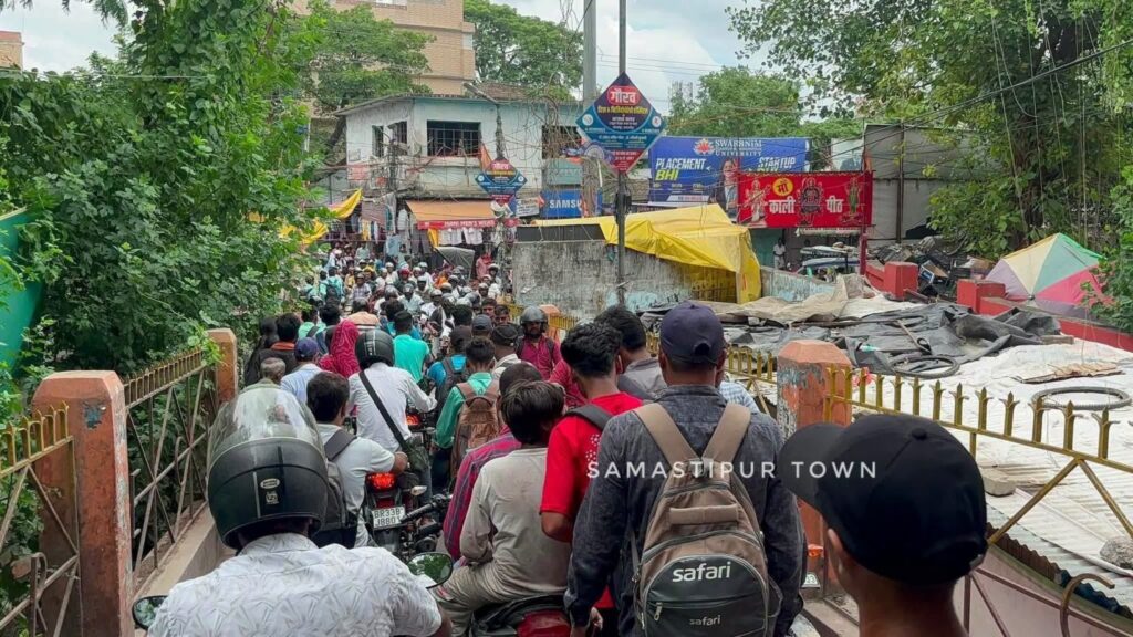 समस्तीपुर थानेश्वर पुल व माधुरी चौक पुल पर 'वन-वे' ट्रैफिक व्यवस्था लागू हुई, ओवरब्रिज मरम्मत तक जारी रहेगा प्लान 1 FB IMG 1783337332208