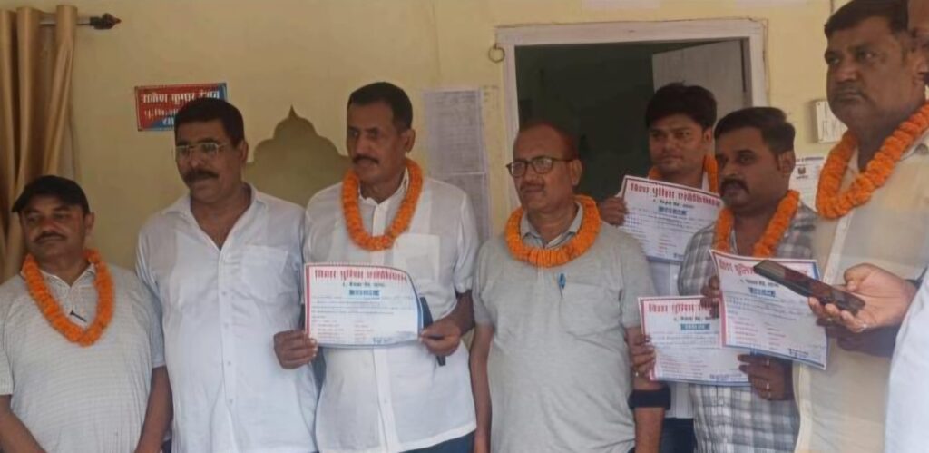 समस्तीपुर में बिहार पुलिस एसोसिएशन जिला इकाई का चुनाव संपन्न; सभी पदाधिकारी निर्विरोध निर्वाचित, बीरबल यादव बने अध्यक्ष 1 IMG 20260711 WA0157