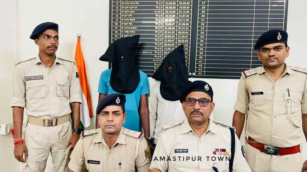 पत्नी की विदाई से इनकार बना ह'त्या की वजह, ससुर की गला रेतकर ह'त्या करने वाला दामाद व ममेरा भाई गिरफ्तार 1 IMG 20260729 WA0123
