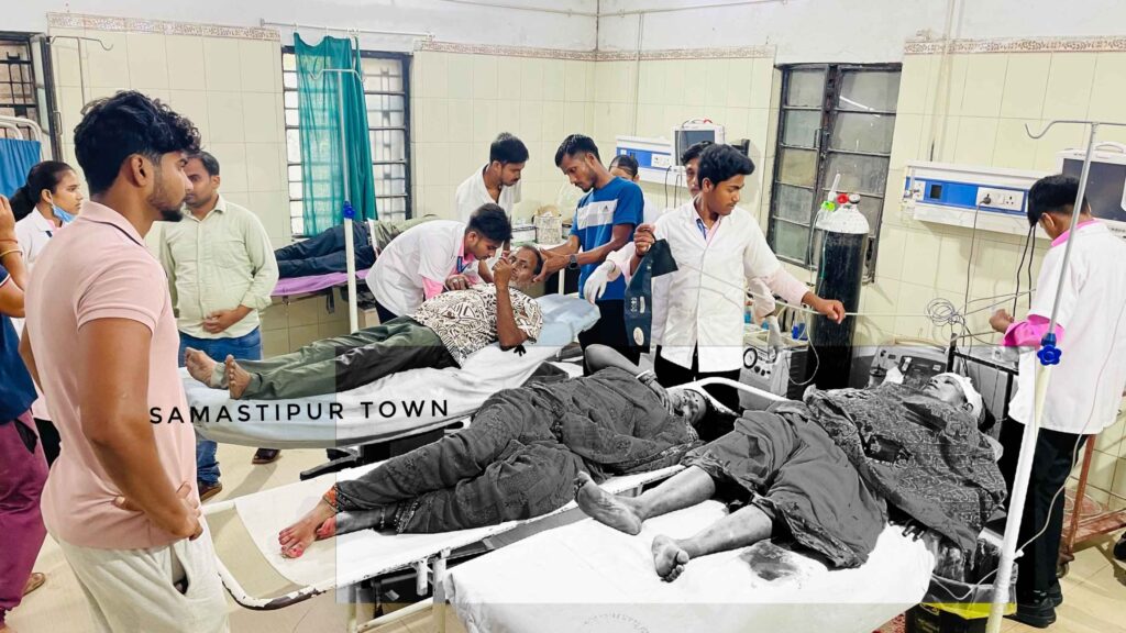 थानेश्वर स्थान मंदिर परिसर में फूल की दुकान लगाने के विवाद ने लिया हिंसक रूप, छह जख्मी; महिला समेत चार गिरफ्तार 1 Picsart 26 07 29 20 06 25 816