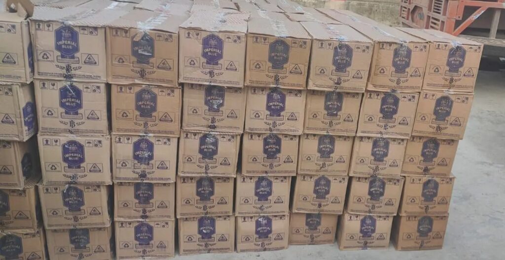 कर्पूरीग्राम में 2 हजार 340 लीटर शराब लदा ट्रक जब्त, कई कारोबारी नामजद 1 21sam m 15 21082026 59 b30d89 hero