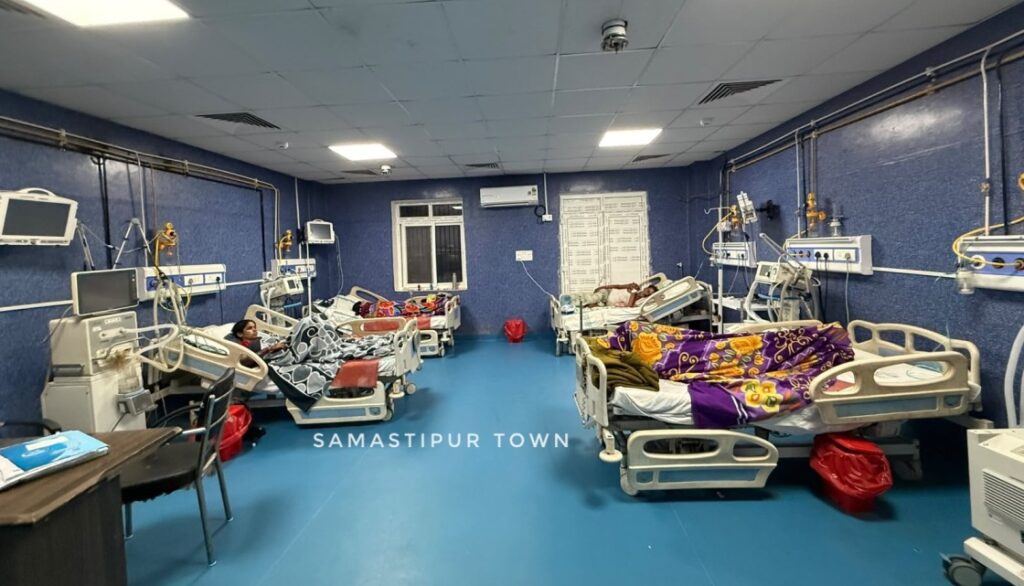 समस्तीपुर सदर अस्पताल में पांच वेंटिलेटर, टेक्नीशियन की कमी से संचालन प्रभावित; 20 सूत्री की बैठक में उठा मुद्दा 1 IMG 20260805 WA0075 1 1