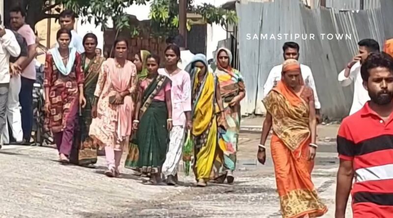 संदिग्ध हालात में युवती की मौ'त, शव बरामद होने के बाद नाना ने युवती के माता-पिता पर ही लगाया ह'त्या का आरोप 1 IMG 20260809 WA0171