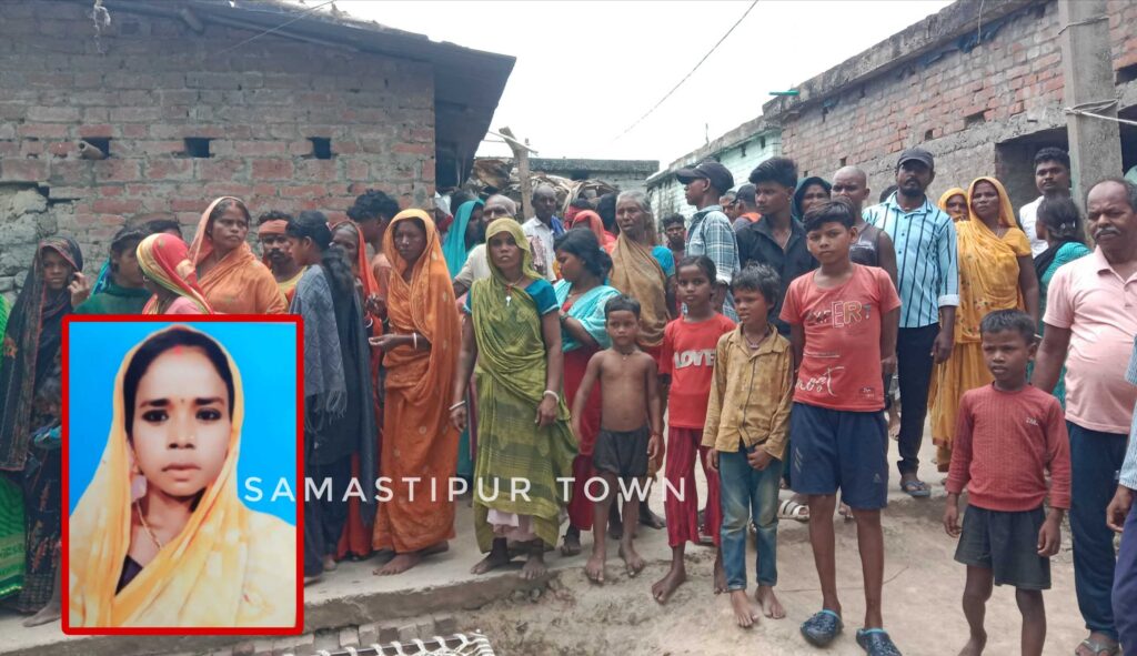 समस्तीपुर : करंट की चपेट में आने से 8 महीने के गर्भवती महिला की मौ'त, एक साथ मां और गर्भस्थ शिशु की सांसे थमी 1 Picsart 26 08 14 22 50 51 133