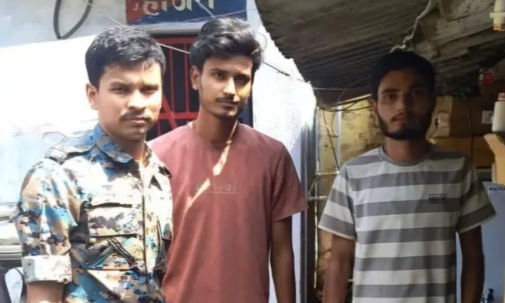समस्तीपुर : तीन लाख की रंगदारी मांगने के आरोप में दो भाई गिरफ्तार कर भेजे गये जेल 1 14sam m 31 14092026 59 3d6cde hero 1
