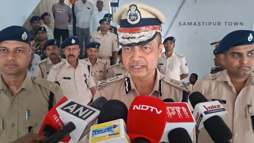 कानून व्यवस्था पर बिहार पुलिस का नया प्लान, समस्तीपुर समेत सभी जिलों के लिए प्रभारी IPS की तैनाती; DGP को देंगे रिपोर्ट 1 20260925 1355481