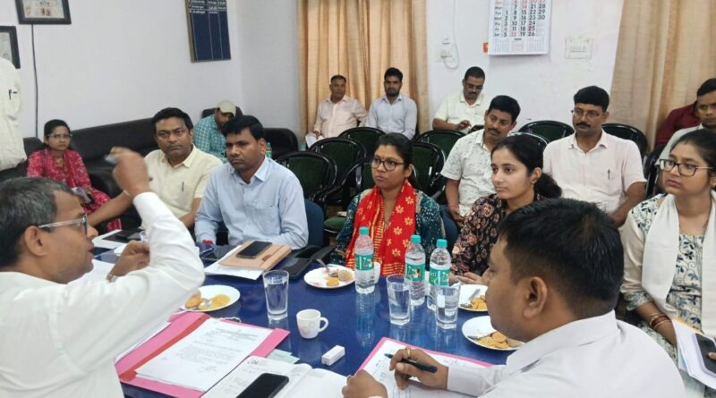 समस्तीपुर में राष्ट्रीय लोक अदालत की तैयारी तेज, नीलाम व ग्राम कचहरी के लंबित मामलों के निष्पादन पर दिया जोर 1 IMG 20260901 WA0035