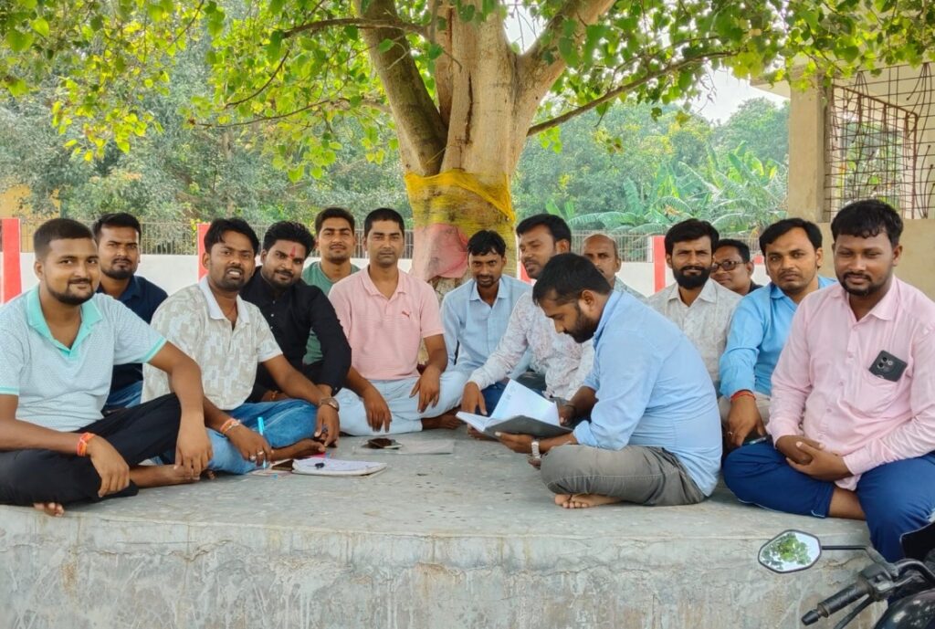 नियमित मानदेय समेत अन्य लाभ की मांग को लेकर स्वच्छता पर्यवेक्षकों ने की बैठक 1 IMG 20260920 WA0023