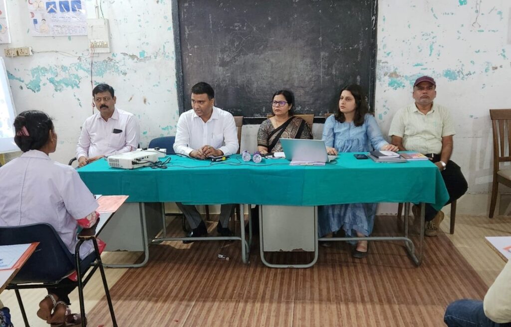 समस्तीपुर में स्वास्थ्य केंद्रों के मासिक रैंकिंग की समीक्षा, व्यवस्थाओं में सुधार के निर्देश 1 IMG 20260925 WA0106
