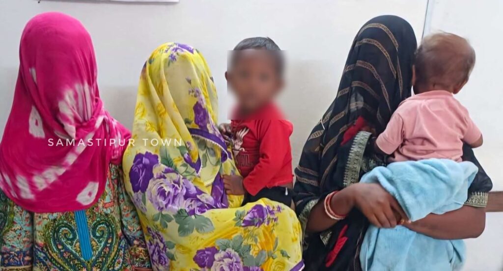 समस्तीपुर शहर में फिर सक्रिय हुआ कोढ़ा गिरोह, छिनतई की घटनाओं से बढ़ी चिंता; बैंक से निकलने पर लोगों को बनाया जा रहा निशाना 1 Picsart 26 10 29 17 57 49 081